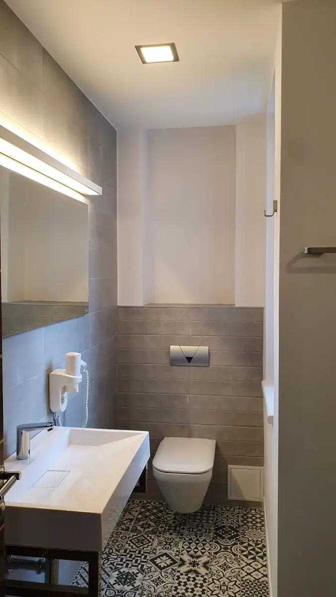 Băi & Bucătării - lucrare Construcții Utile, București & Ilfov