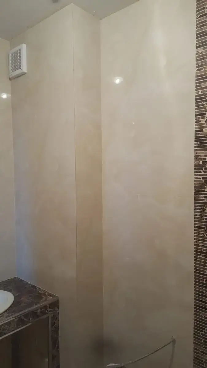 Renovare baie - hidroizolație, gresie rectificată și sanitare noi în apartament București