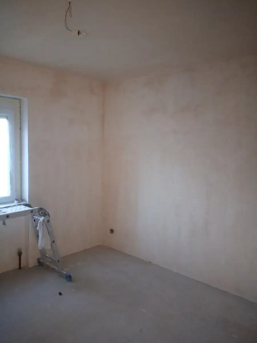 Pereți interiori pregătiți pentru finisare