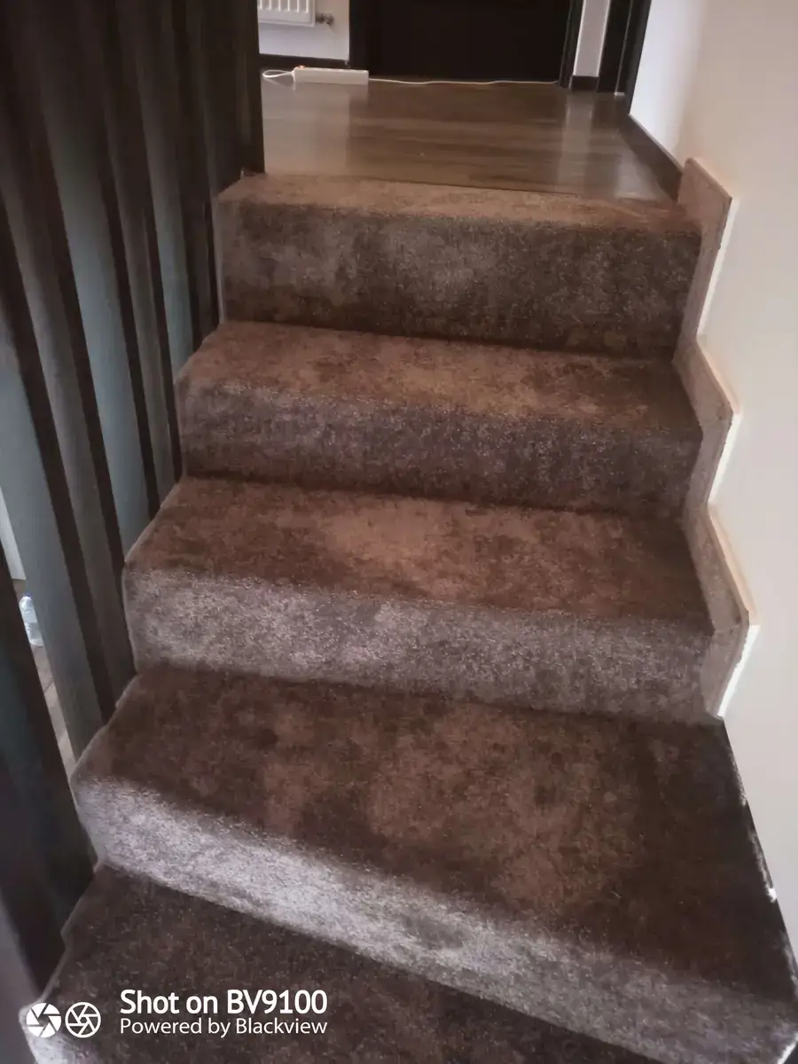 Renovare apartament vechi cu probleme structurale rezolvate de echipă proprie